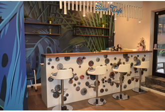 BLUE-CAFE-2_LK7K2WK7RI.jpg - 3