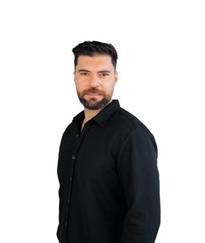 Amirbek Garipler