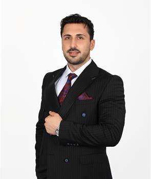 Akgün Omuzubozlu