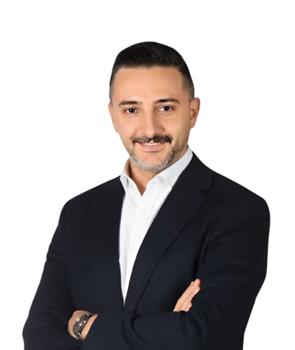 Onur Kolukısa