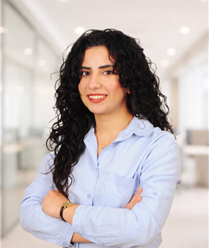 Nur Yağmur Güzeloğlu