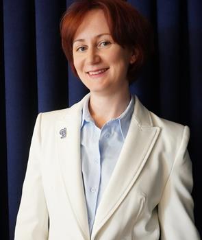 Elena Aksade