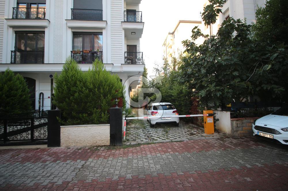 MALTEPE NİN İNCİSİ YALIDA DENİZ MANZARALI GÜNEY DUBLEX