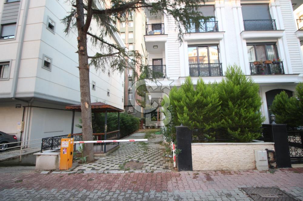 MALTEPE NİN İNCİSİ YALIDA DENİZ MANZARALI GÜNEY DUBLEX