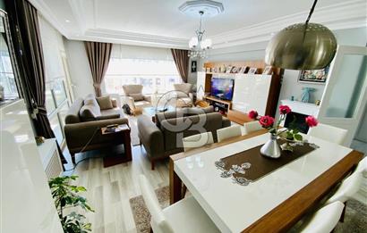 Beylikdüzü Adnan Kahveci Mah. Tadilatlı 185 m2 Satılık 3+1 Daire