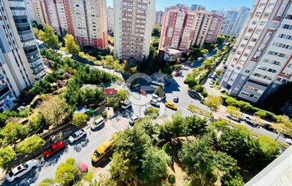 Beylikdüzü Adnan Kahveci Mah. Tadilatlı 185 m2 Satılık 3+1 Daire
