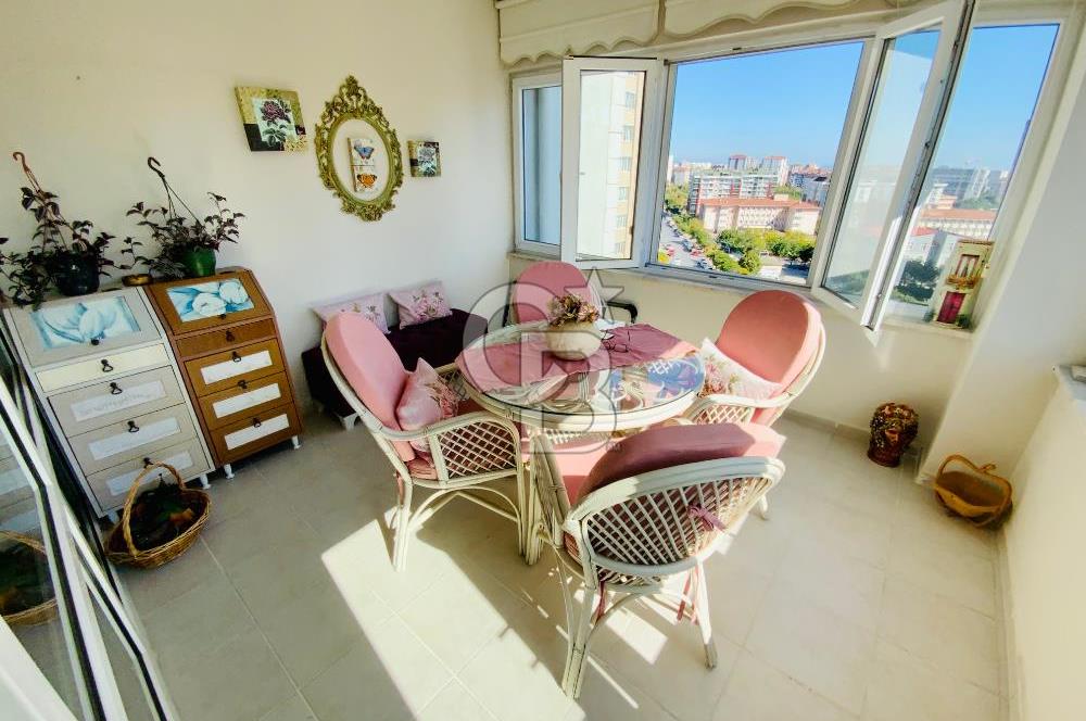 Beylikdüzü Adnan Kahveci Mah. Tadilatlı 185 m2 Satılık 3+1 Daire