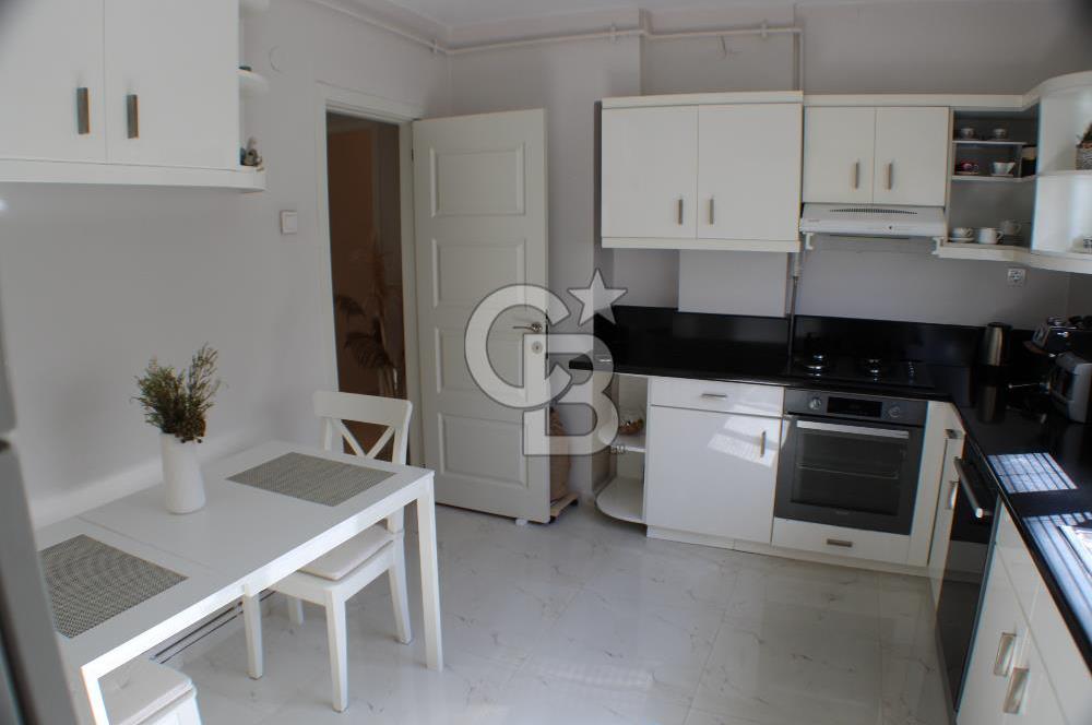 MERKEZİ KONUMDA HEM OTURUM HEM YATIRIM İÇİN FIRSAT 3+1 SATILIK