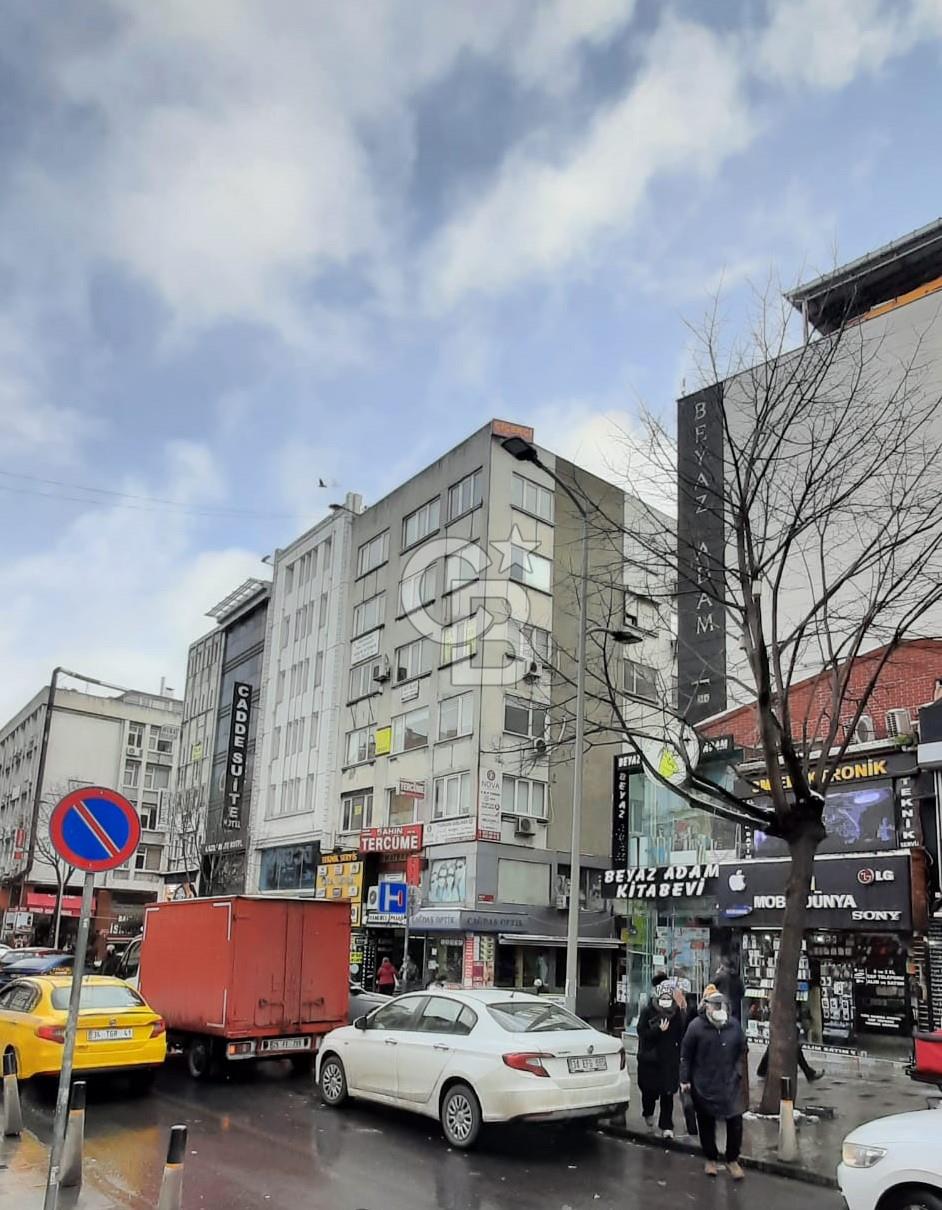 BAKIRKÖY İSTANBUL CADDESİNE 6 MT CEPHELİ KÖŞE SATILIK 45M2 OFİS