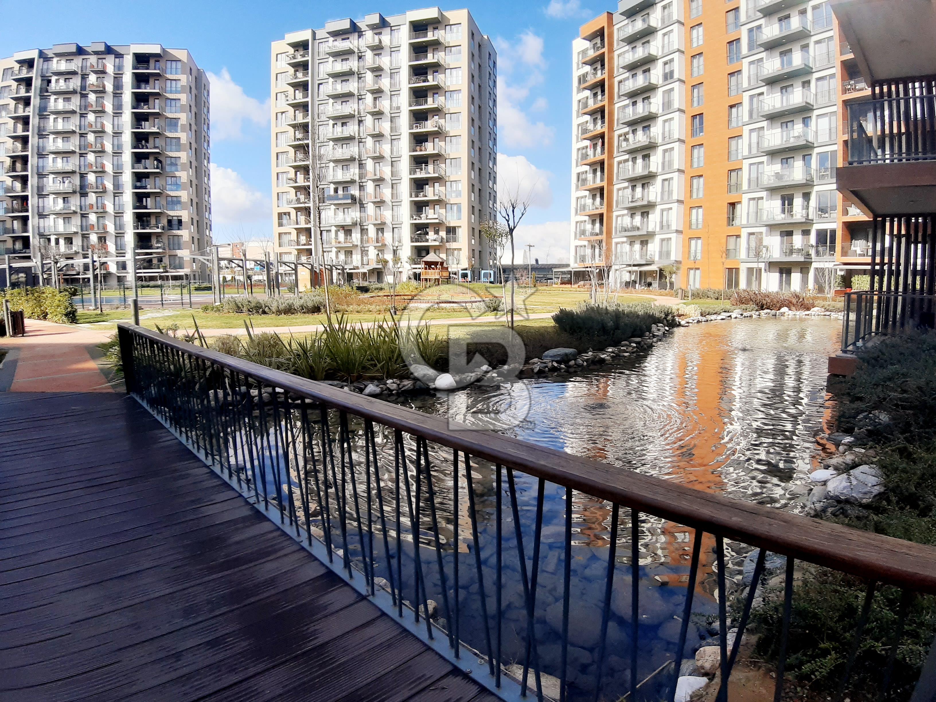 SUR YAPI LEVENDER SİTESİNDE SATILIK ARA KAT DAİRE