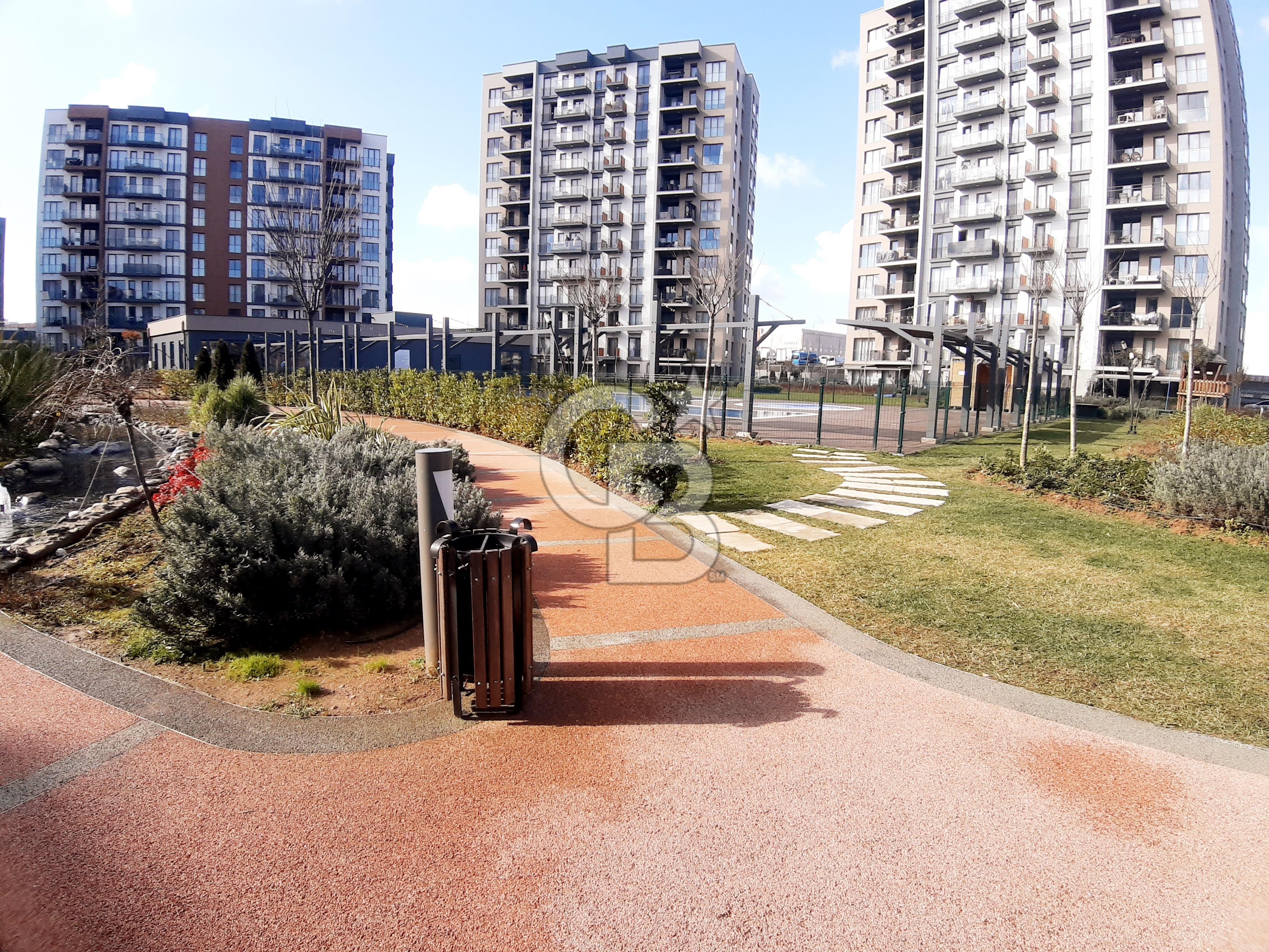 SUR YAPI LEVENDER SİTESİNDE SATILIK ARA KAT DAİRE
