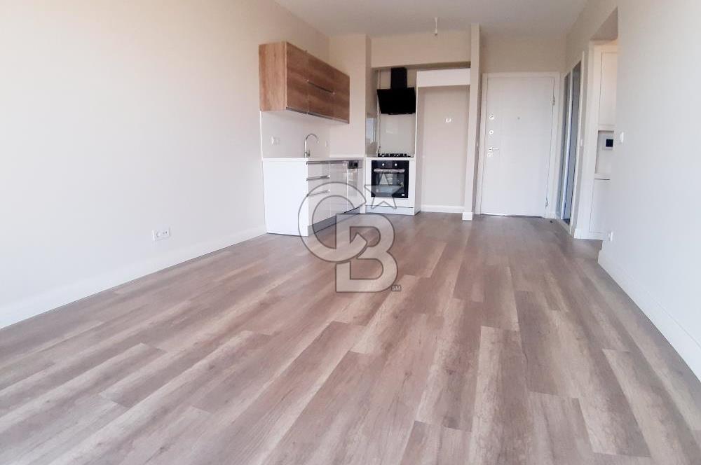 SUR YAPI LAVENDER SİTESİNDE SATILIK GENİŞ ARA KAT