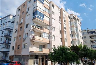 Karşıyaka Bahçelievler Doğalgazlı Asansörlü Kiralık 3+1 Daire