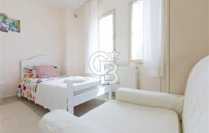 ESKİFOÇA SİTE İÇİ FULL EŞYALI FERAH 4 MEVSİMLİK KİRALIK VİLLA