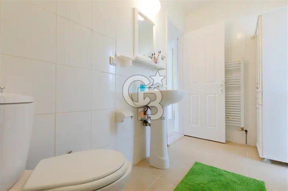 ESKİFOÇA SİTE İÇİ FULL EŞYALI FERAH 4 MEVSİMLİK KİRALIK VİLLA