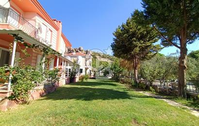 ESKİFOÇA SİTE İÇİ FULL EŞYALI FERAH 4 MEVSİMLİK KİRALIK VİLLA