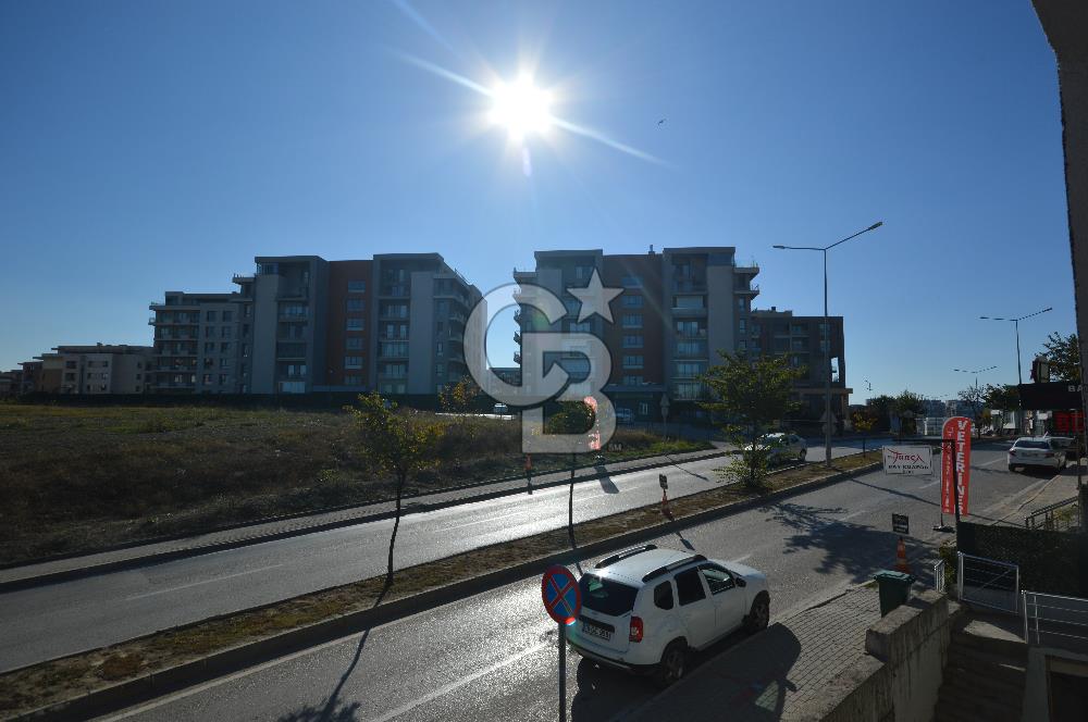 BALAT,CENTRAL BALAT CİVARI TABELA DEĞERİ OLAN SATILIK 2+1 OFİS