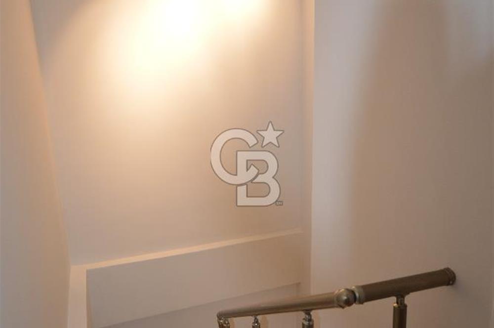 BALAT,CENTRAL BALAT CİVARI TABELA DEĞERİ OLAN SATILIK 2+1 OFİS