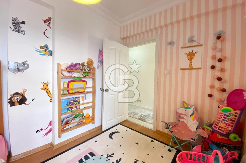 Altayçeşme Saraç Sitesinde Deniz manzaralı satılık 3+1