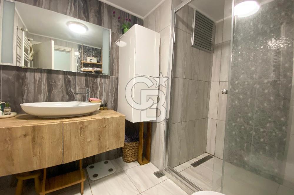 Altayçeşme Saraç Sitesinde Deniz manzaralı satılık 3+1