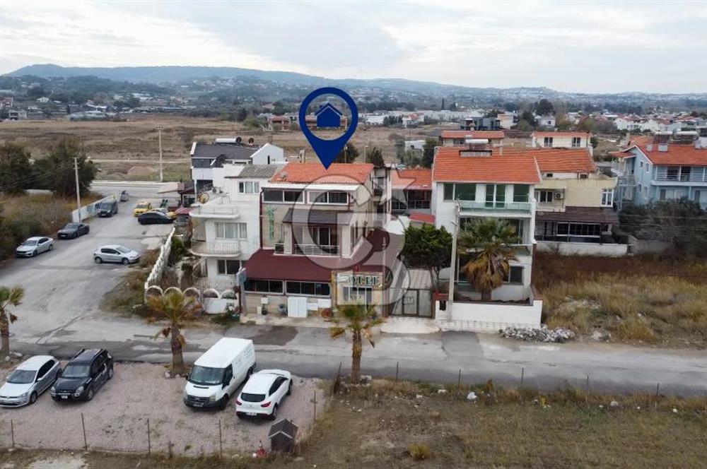 URLA İSKELE'DE DENİZ MANZARALI SATILIK BUTİK OTEL