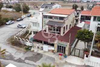 URLA İSKELE'DE DENİZ MANZARALI SATILIK BUTİK OTEL