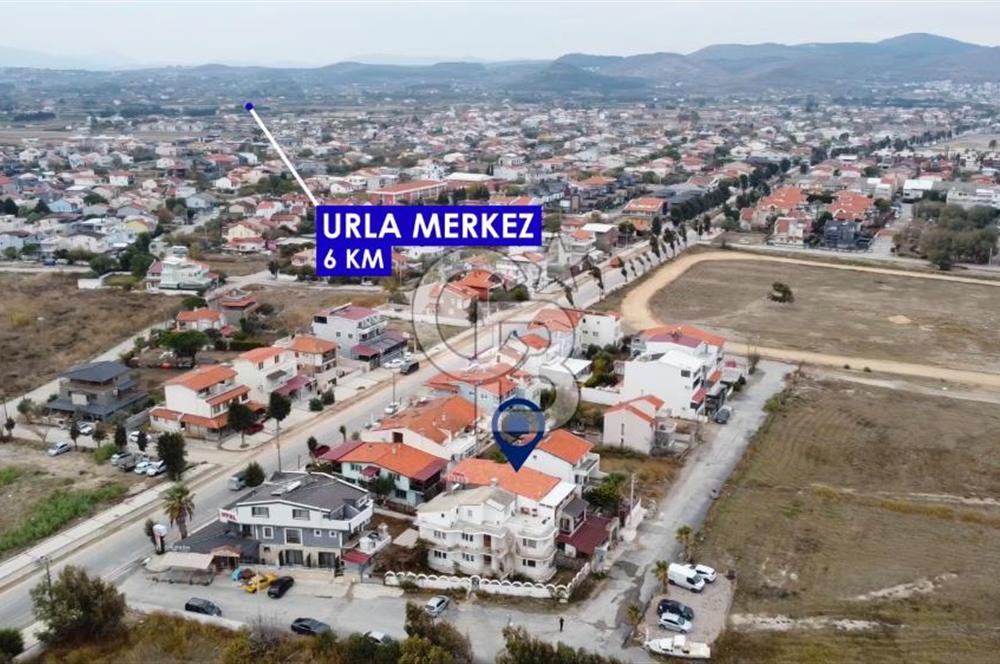 URLA İSKELE'DE DENİZ MANZARALI SATILIK BUTİK OTEL