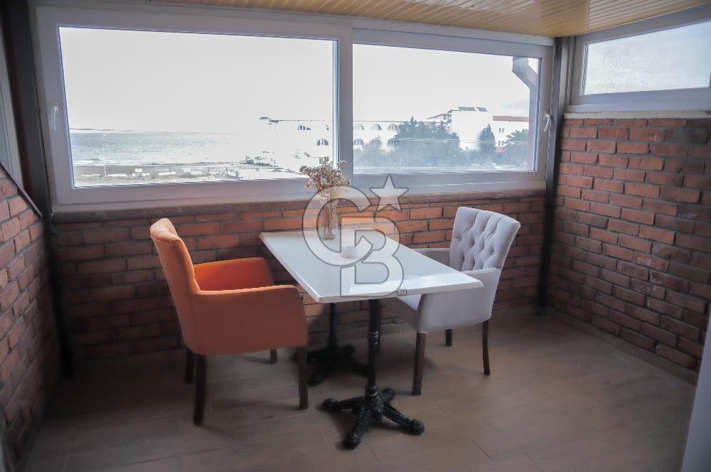 URLA İSKELE'DE DENİZ MANZARALI SATILIK BUTİK OTEL