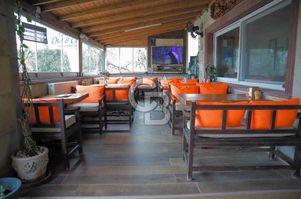 URLA İSKELE'DE DENİZ MANZARALI SATILIK BUTİK OTEL