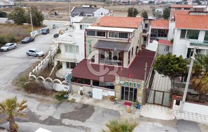 URLA İSKELE'DE DENİZ MANZARALI SATILIK BUTİK OTEL