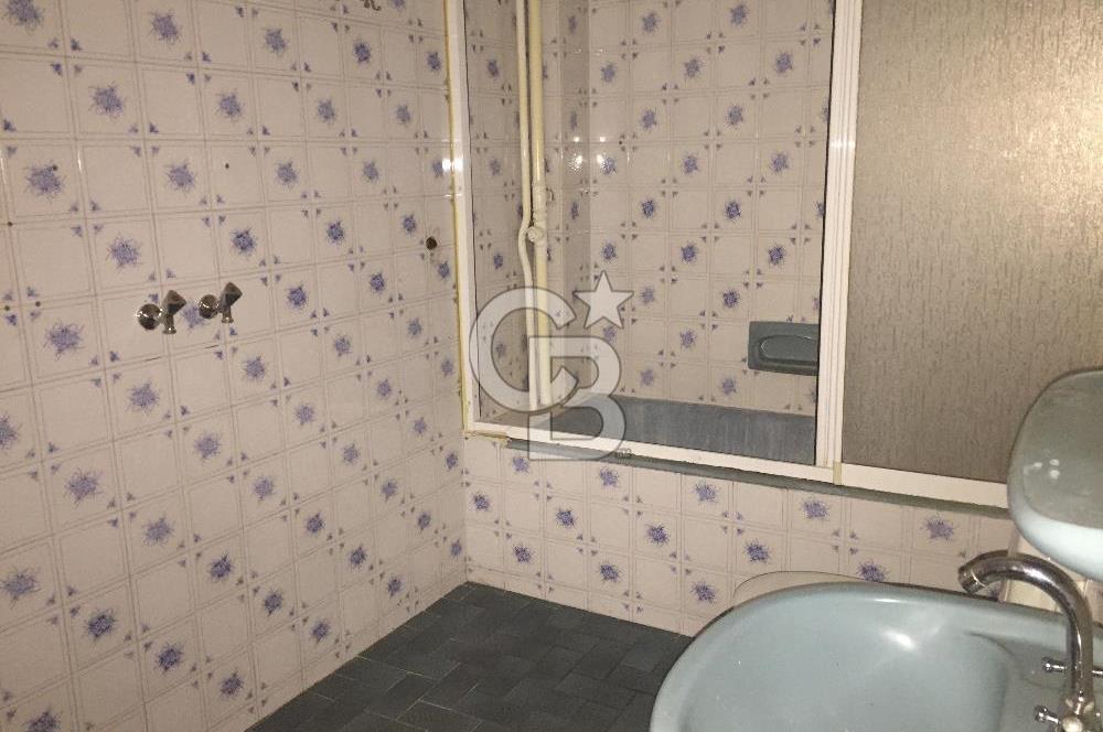 ÇANKAYA ESAT CADDESİNDE KOMBİLİ KİRALIK 3+1