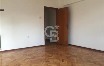 ÇANKAYA ESAT CADDESİNDE KOMBİLİ KİRALIK 3+1