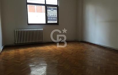 ÇANKAYA ESAT CADDESİNDE KOMBİLİ KİRALIK 3+1