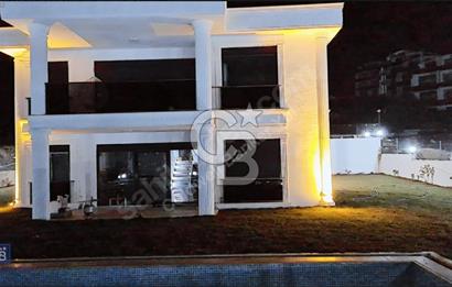 Yalova Termal Akköy Satılık Harika Konumda Lüks Villa..