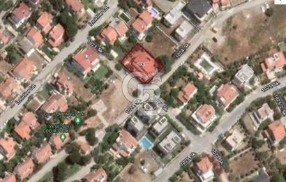 SEFERİHİSAR AKARCA'DA SATILIK İKİZ VİLLA 