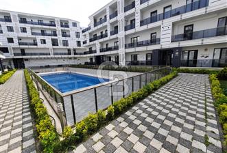 Kartepe Lilyum Park Evleri Satılık 2+1 Havuz Cephe Ferah Daire