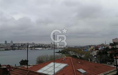 Balat’ta Deniz manzaralı Otele Uygun SATILIK Bina
