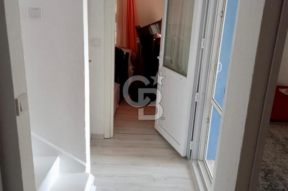 SATILIK GENİŞ BAHÇELİ VİLLA
