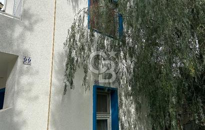 SATILIK GENİŞ BAHÇELİ VİLLA