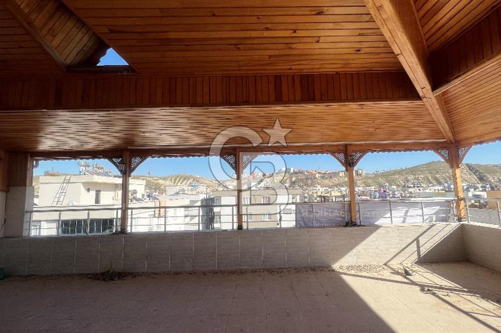 MEYDAN MAHALLESİNDE 5+1 CAM BALKONLU BAĞIMSIZ GİRİŞLİ DUBLEKS