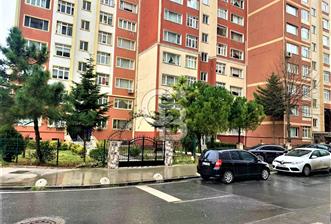 BEYLİKDÜZÜ BARIŞ MAH ÜMİTKENT SİTESİNDE SATILIK 3+1 DAİRE