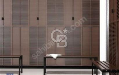 ATAŞEHİR DE SİTE İÇERİSİNDE HAVUZLU OTOPARKLI 2+1 SATILIK DAİRE