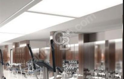 ATAŞEHİR DE SİTE İÇERİSİNDE HAVUZLU OTOPARKLI 2+1 SATILIK DAİRE