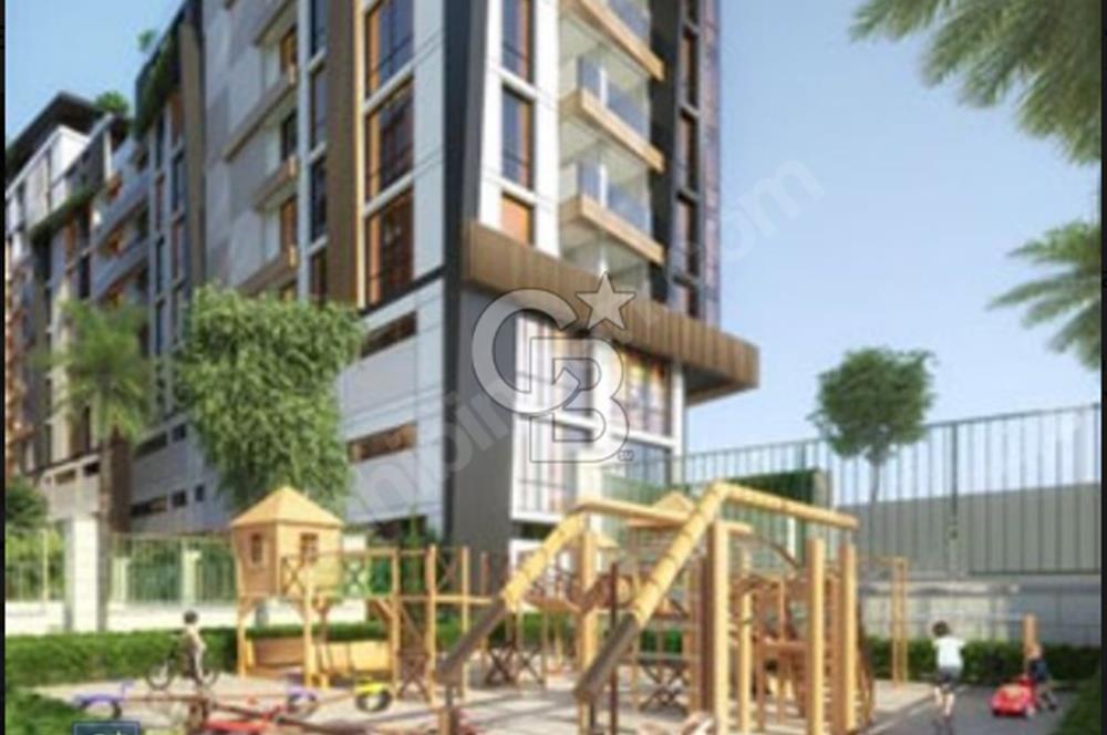 ATAŞEHİR DE SİTE İÇERİSİNDE HAVUZLU OTOPARKLI 2+1 SATILIK DAİRE