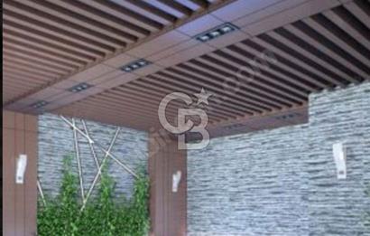 ATAŞEHİR DE SİTE İÇERİSİNDE HAVUZLU OTOPARKLI 2+1 SATILIK DAİRE