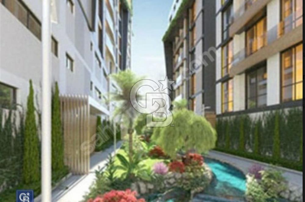ATAŞEHİR DE SİTE İÇERİSİNDE HAVUZLU OTOPARKLI 2+1 SATILIK DAİRE