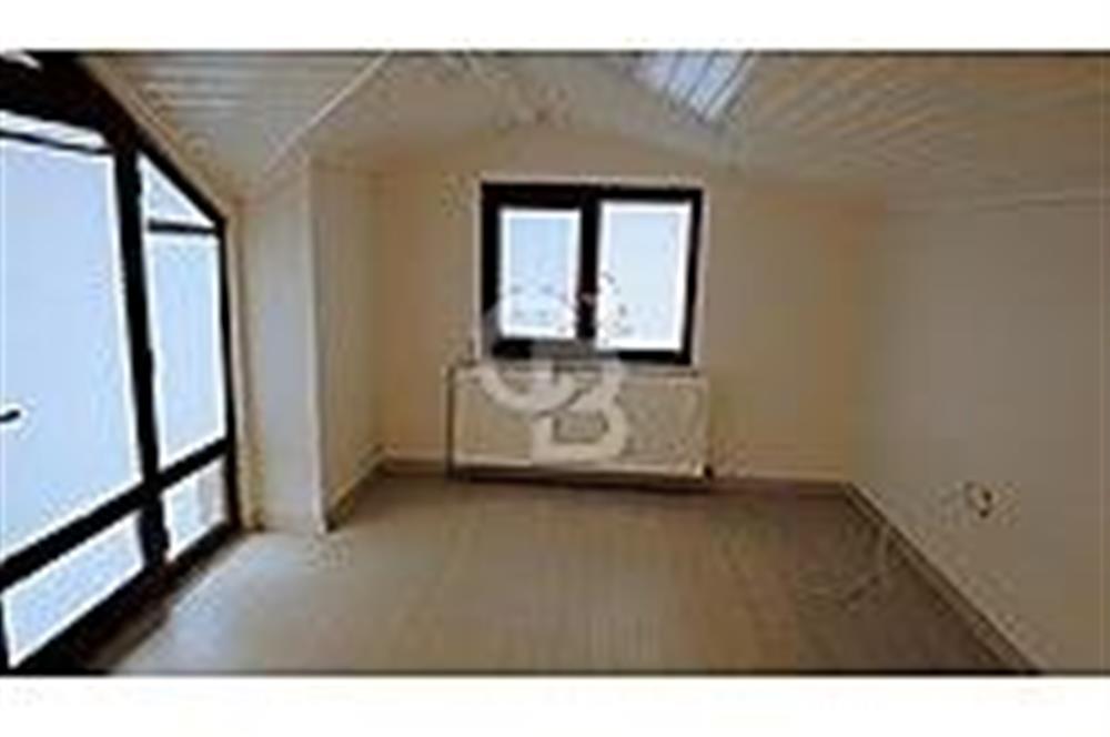 TEKİRDAĞ ŞARKÖY'DE 8+1 OTOPARKLI TERASLI MÜSTAKİL VİLLA FORTEX