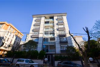 MALTEPEDE METRO VE MARMARAYA YAKIN HAVUZLU GENİŞ 3+1 DAİRE