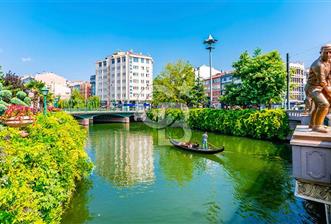 Eskişehir Odunpazarı Atatürk Bulvarında Devren İş Yeri