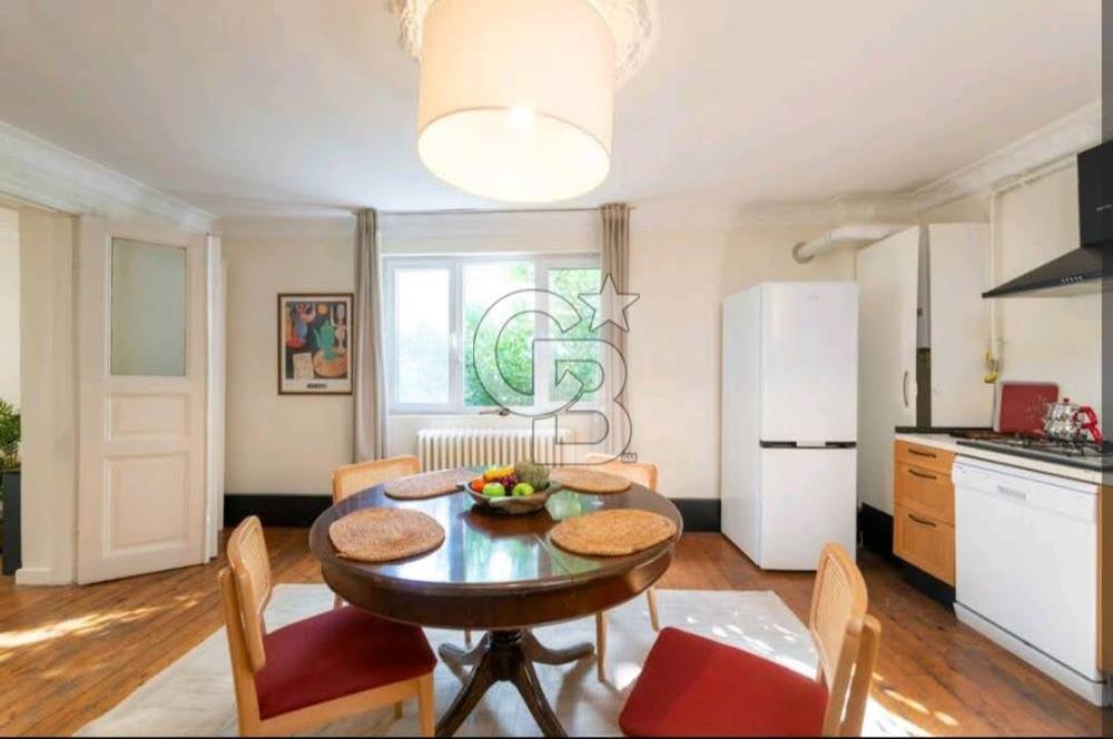 Gümüşsuyu'nda 2,5+1 Geniş Ferah Eşyalı Kiralık Daire Favorilerime Ekle Yazdır